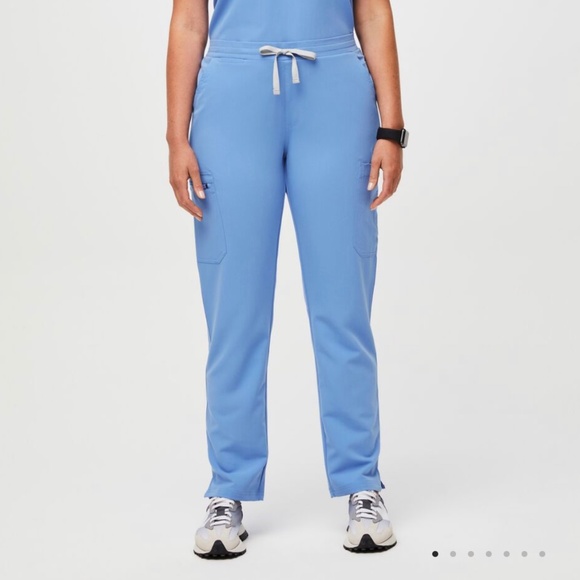 Figs Yola Skinny Scrub Pants - Picture 10 of 11